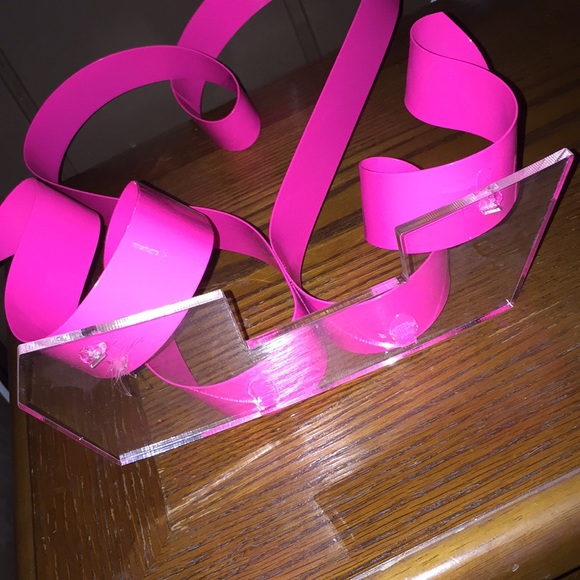 Victoris Secret Store Heart Display 💘💕💘💕 - Picture 2 of 3